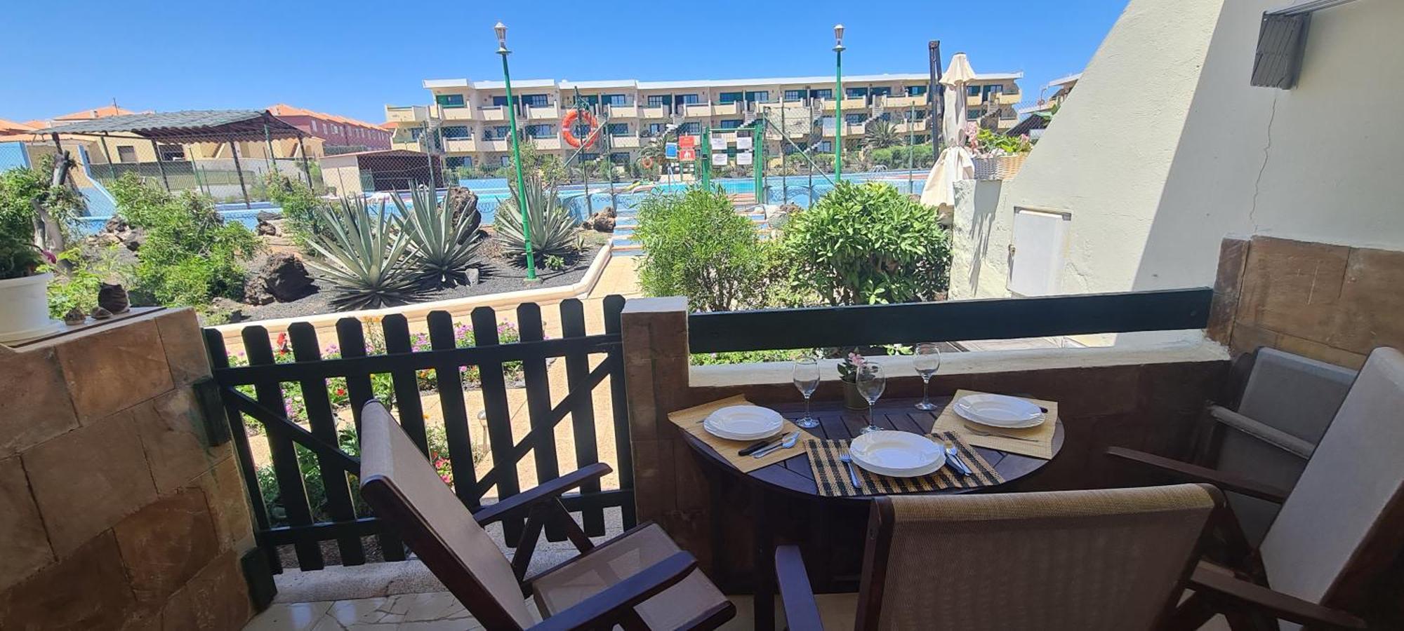 Sunny Bungalow With Pool View By Ocean コスタ・デ・アンティグア エクステリア 写真