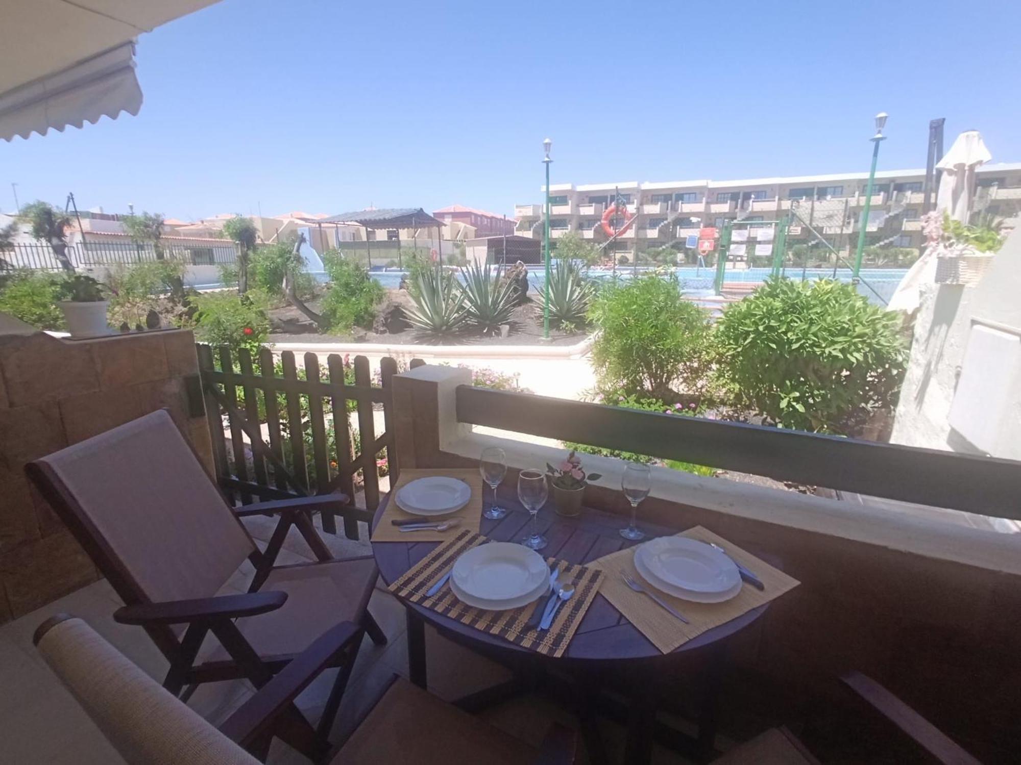 Sunny Bungalow With Pool View By Ocean コスタ・デ・アンティグア エクステリア 写真